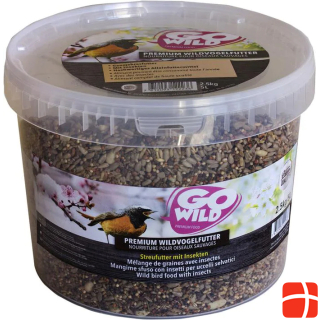 GoWild Straw feed with insects