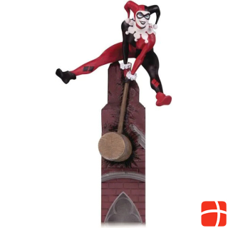 DC Direct Batman - Rogues Gallery: Harley Quinn (Part 3 of 6)