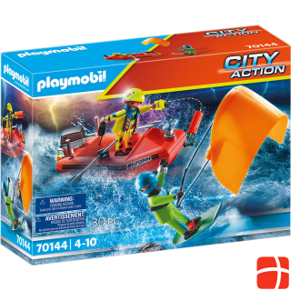 Бедствие Playmobil: спасение кайтсерфера на лодке